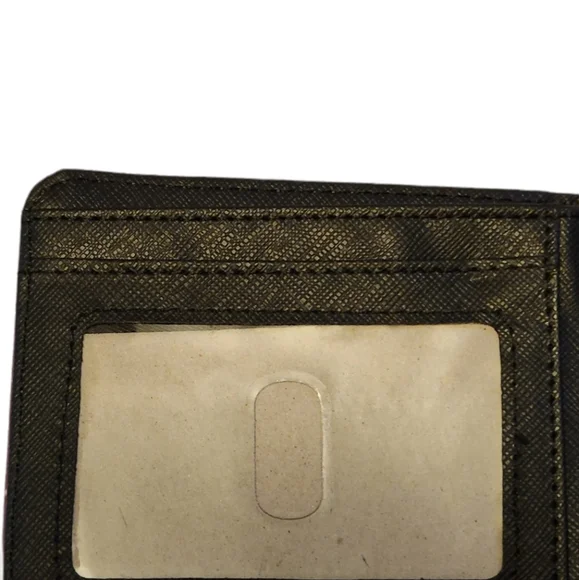 NWOT Stranger Things wallet w/characters - Picture 3 of 7